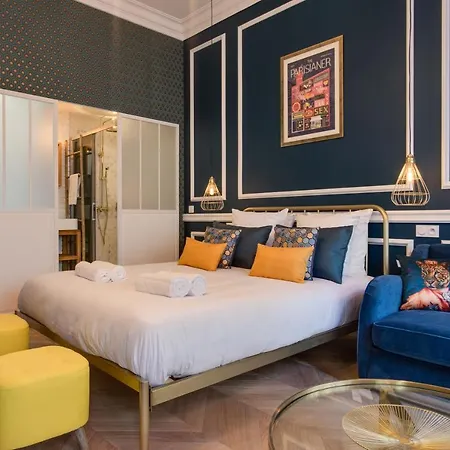 Apartment The Blue Elysee Paris