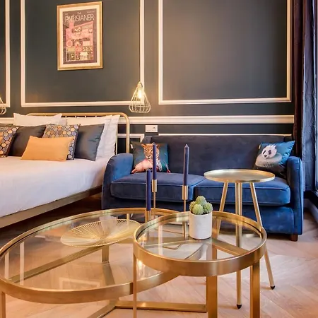 Apartment The Blue Elysee Paris